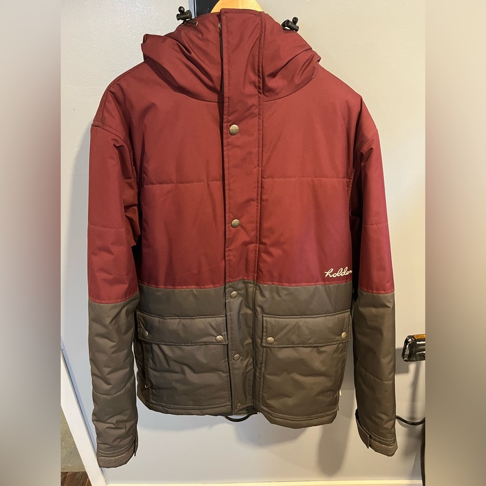 Holden Burgundy and Gray Ski/Snowboard Jacket size Large